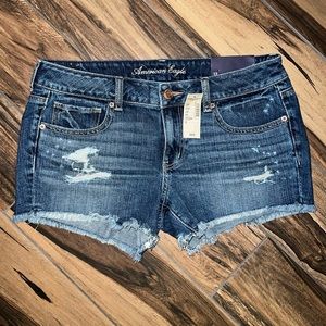 NWT Women’s American Eagle jean shorts
